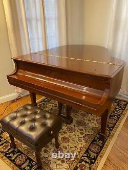 2005 Steinway Model M Grand Piano Walnut, Crown Jewel, Humidity Control