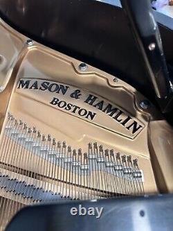 2007 Mason & Hamlin Grand Piano Model BB 7' Excellent Condition with Bench