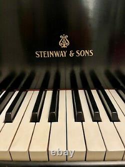 Beautiful Steinway Baby Grand Piano, Ebony matt finish, Model S