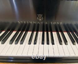 Hamburg Steinway & Sons Grand Piano Model M Satin Matte Ebony Black 1993-94