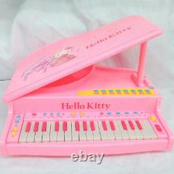 Hello Kitty Electronic Grand Piano Model No. PILOT