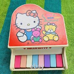 Period / Retro with Box Hello Kitty Grand Piano Uta no Hon 1991