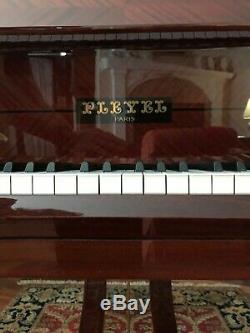 Pleyel Grand Piano Exquisite Mahogany Cabinet Model P190 63