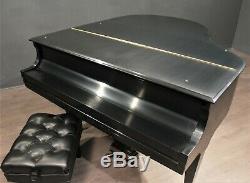 Steinway Model S 5'1'' Baby Grand Piano 1989