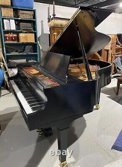 Stunning Baldwin Baby Grand Piano Satin Ebony Model R