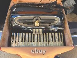 Vintage Giulietti Camerini Deluxe Piano Bass Accordion Model S32 Italy