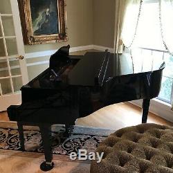 Yamaha Baby Grand Piano w storage bench (Excellent Condition) black gloss GH1