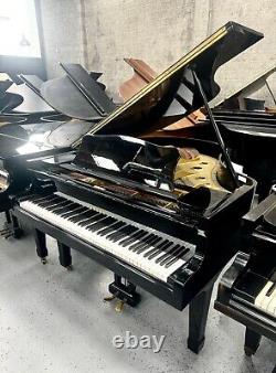 Yamaha G2 Grand Piano 5'8 Polished Ebony