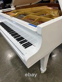 Yamaha Snow White G1 Baby Grand Piano Outlet