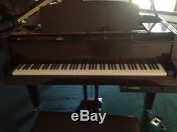 Yamaha baby grand piano Model GH1